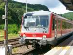 BR 628 nach Mainz HBf an Gleis 3 des Bahnhofs Kirn/Nahe.