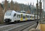 460 005-2 MRB bei der Einfahrt in den Bf Remagen, im Hintergrund die Trme der Apollinariskirche - 08.03.2013