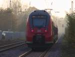 442 205 hatte Planhalt im Bahnhof Hetzerath.