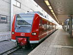 425 643-4 mit dem RB 73 nach Neubrücke (Nahe) steht im Bahnhof von Saarbrücken am 19.