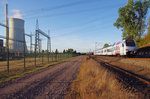 Stromerzeuger und Stromverbraucher - Hier trifft es wohl nicht direkt zu, denn das Kraftwerk Ensdorf produziert nur noch Strom für die Saarstahl AG, während der Bahnstrom im Saarland aus  Grünen Quellen  sprudeln soll. RE (SÜWEX) Koblenz - Mannheim am 24.09.2016