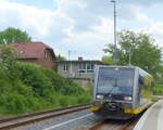 Burgenlandbahn 672 910 als RB 26876 von Naumburg (S) Ost nach Wangen (U), am 21.05.2017 am Hp Karsdorf.