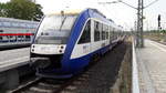 HEX - Harz Elbe Express/transdev mit VT 803 (95 80 0648 281-3+95 80 0648 781-2 D-HEX) als HEX11 Richtung Thale Hbf. am 20.07.18 in Magdeburg Hbf. abfahrbereit.