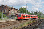 Die RB32 Stendal Hbf - Salzwedel bei der Einfahrt in den Bahnhof Brunau-Packebusch.