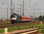 DB ES 64 U2-005 mit der RB 16314 von Halle (S) Hbf nach Eisenach, am 26.08.2011 in Großkorbetha.