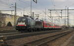 DB 182 513-2 mit der RB 16318 von Halle (S) Hbf nach Eisenach, am 07.02.2014 in Weimar.