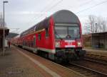 Abschied von der Saalebahn - Steuerwagen 36-33 036 als einer der letzten RBs von DB Regio nach Saalfeld bei einem kurzen Aufenthalt in Kahla am 12.