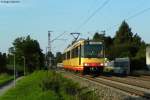 Was bei Hitze fter zu beobachten ist, konnte ich am Abend des 27.06.2011 bei Bruchhausen im Bild festhalten: Die Fahrer der S-Bahn Karlsruhe fahren bei Hitze auch mal mit offener Tr.