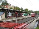 Der Bahnhof Stollberg mit einer Variobahn NGT6-LDZ  aus Chemnitz und dem Regio-Shuttle RS-1 der nach Zwickau fhrt, 09.09.07