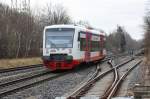 Der VT 513 der City Bahn Chemnitz am 14.12.2015 bei der Ausfahrt aus dem oberen Bahnhof Wittgensdorf nach Chemnitz.