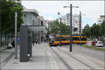 Abzweig in die Allee    An der Heilbronner Harmonie zweigt seit Dezember 2013 der Nordast der Stadtbahn von der Ost-West-Strecke ab.