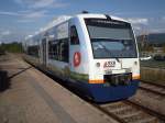 Der Regio Shuttle VT 516 der Ortenau-S-Bahn,mit Werbung des E-Werk Mittelbaden,ist am 30.08.13 auf der Achertalbahn im Einsatz.