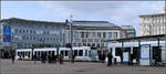 Begegnung am Königsplatz -

Zwei RegioTrams im Zentrum von Kassel.

15.03.2017 (M)