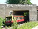 S9 nach Spandau kurz vor ihrer Einfahrt im Bahnhof Westkreuz. Die BR 485 sieht man immer seltener, groe Bestnde dieser Baureihe werden schon nicht mehr genutzt. 10.6.2007