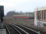 BR 481 als S5 nach S+U Bahnhof Berlin Warschauer Strae nahe vom S+U Bahnhof Berlin Wuhletal.