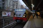 BERLIN, 24.02.2008, S8 nach Zeuthen im Bahnhof Prenzlauer Allee