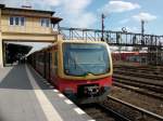 481 085 auf dem Ring im S-Bahnhof Berlin Tempelhof am 03.April 2010.