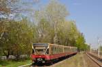 Berliner S-Bahnwagen Baureihe 480 bei der Einfahrt in Pankow-Heinersdorf (28.04.2012)  