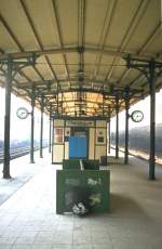 Berliner Stadtbahn,S-Bahnhof Savignyplatz(1895-96)Mit gusseisernen Sulen und Holzdach.Baudenkmal (Archiv P.Walter)