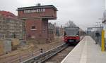 26.03.09 , Baumschulenweg , der S-Bahnsteig Richtung Sden wird abgerissen fr einen lneren nd breiteren Bahnsteig Richtung Stadt