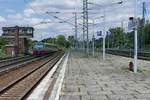 S7 nach Ahrensfelde bei der Ausfahrt aus dem Bahnhof von Berlin-Wannsee (30.06.2020).