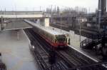 DB S-Bahn Berlin S3 (BR 480) Ostkreuz am 8. April 2006.