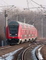 Einfahrt von der S1 aus Schöna nach Meißen Triebischtal in die S-Bahnstation Dresden Reick. Schublok ist die 182 020-8. 30.01.2014