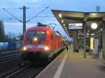 S - Bahn Dresden 182 - 020 als S 1 nach Pirna beim Halt in Dresden - Dobritz. 11.04.2014