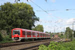 474 628 verlässt den Bahnhof Stade als S 3 nach Pinneberg.