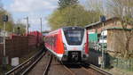 HVV S21 geführt von 490 507 von Elbgaustraße kommend bei Einfahrt in Aumühle; 10.04.2019  