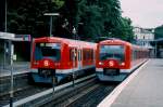 2x BR 474 in Blankenese. Kopfbahnhof mitten auf der Strecke mit Formsignalen. Ich glaube, das bietet auch kein anderes S-Bahn Netz