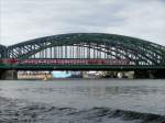 Eine aus 474ern bestehende S-Bahn in Richtung Harburg berquert auf der Brcke die Norderelbe; Hamburg, 17.09.2009  