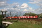 Eine S-Bahn am 24.08.2010 in Hamburg Sderelbbrcken.
