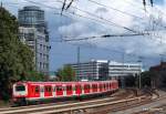 Eine DT 472 ist am 28.08.10 auf dem Gleisvorfeld des Hamburger Hbf's vermutlich Richtng Elbgaustrae unterwegs.