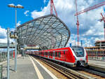S-Bahn Hamburg ET 490 037 mit der S 3 nach Pinneberg in Elbbrücken, 14.06.2023.
