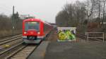 Die S 1 nach Hamburg-Blankenese bei der Einfahrt in Hamburg-Alte Whr am 21.02.09.