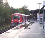Ein 474 der S-bahn Hamburg bei der Einfahrt als S1 nach Poppenbttel in H-Bahrenfeld.