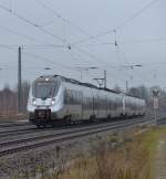 Ein 1442er Doppel fährt als S5X am 14.12.2014 über die Zwickauer Olzmannbrücke.