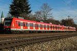 Die Münchener S Bahn zwischen Eglharting und Zorneding am 7.12.16.