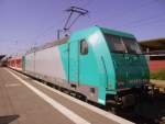 185 618-6 steht am 26. August 2011 mit einer S3 nach Nrnberg Hbf bei brhender Hitze im Bahnhof Neumarkt (Oberpf).