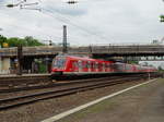 DB Regio S-Bahn Rhein Main 430 670 am 06.05.17 in Mainz Bischofsheim von einen Gehweg aus fotografiert