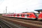 DB S-Bahn Rhein Main 430 601-1 mit Werbung für das Jubiläum 40 Jahre S-Bahn Rhein Main am 02.04.19 in Hanau Hbf als S9