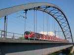 2 420er am 04.07.06 in Richtung Niederrad auf der Niederrder Brcke in Frankfurt am Main.