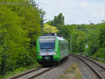 Der Triebzug 422 005-9 Mitte Mai 2020 kurz vor der Ankunft in Bochum-Langendreer.