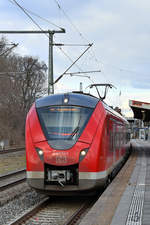 Der Elektrotriebzug 1440 312-5 ist hier Mitte März 2021 kurz vor der Ankunft in Wuppertal-Unterbarmen zu sehen.
