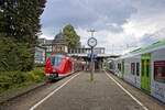 1440 311-7 als S8 und 3429 024 A als S9 treffen sich im Bahnhof Wuppertal-Zoologischer Garten (28.08.2021)