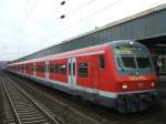 Steuerwagen voraus , die S 1 von Dortmund nach Dsseldorf  in Essen Hbf.(01.11.2007)