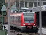 422 502-5 als S2 nach Dortmund in Essen Hbf 10.4.10