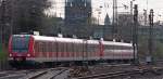 422 031-5 und 422 029-9 als S1 nach Dortmund Hbf bei der Einfahrt in Essen 10.4.10