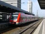 BR 422 als S9 nach S-Bahnhof Haltern am See im Hauptbahnhof Essen.(3.7.2012)